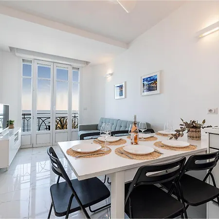 Sea View - 2 Bdr Promenade Des Daire *